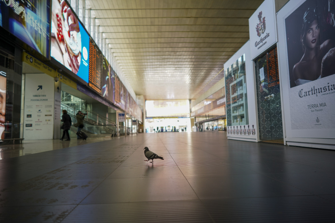 La stazione Termini a Roma, foto Ap