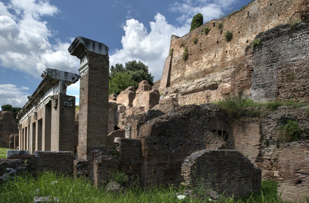 Ai piedi delle capanne di Romolo