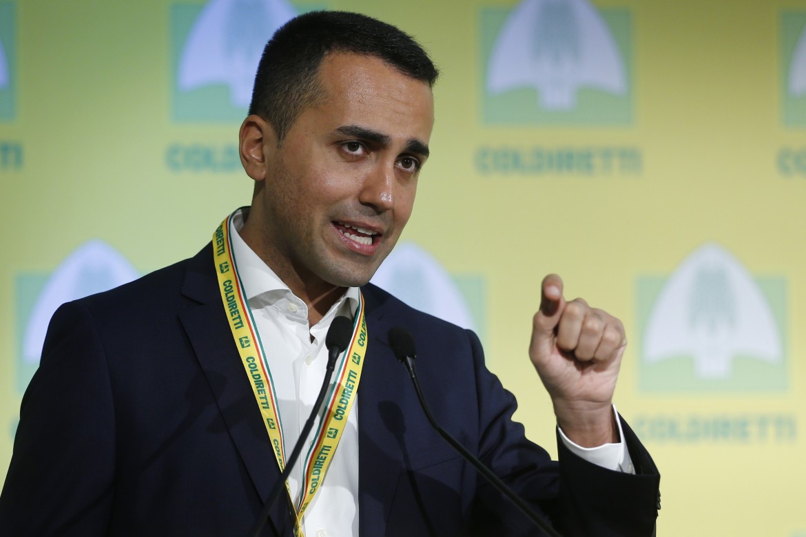 Di Maio contro «la sinistra» ma anche la Cei si interroga sui sacrifici degli operai