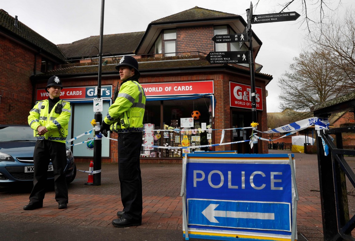 Caso Skripal, Londra vuole arrestare due russi