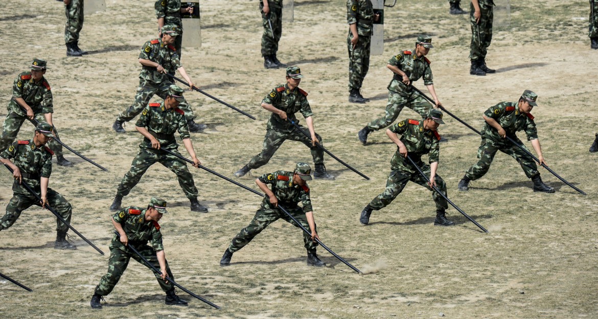 Sorvegliare e punire. Il laboratorio sociale della Cina in Xinjiang