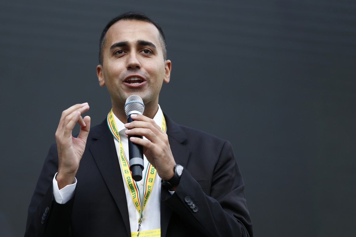 Domani le piazze contro il ddl Pillon. Di Maio corre ai ripari, anche lui dice no