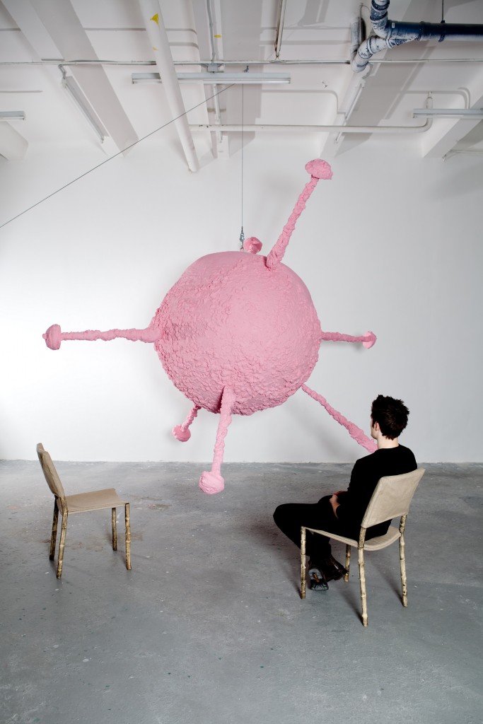 Franz West, traballante e postverbale