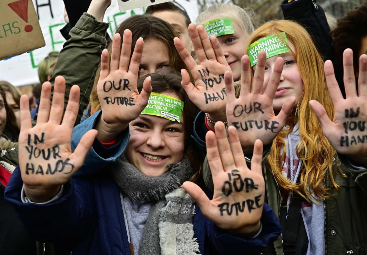 Sbilanciamoci! 15 proposte per la giustizia climatica e sociale