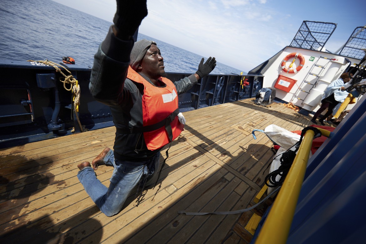 La Sea Eye verso Malta. Salvini: «Ciao, ciao»