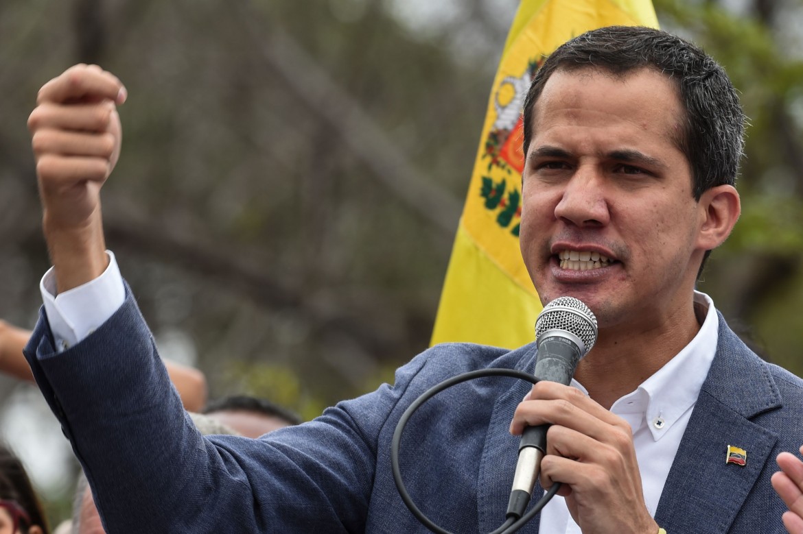 Guaidó, consensi a picco. Ma tra i suoi alleati sbuca la Monsanto