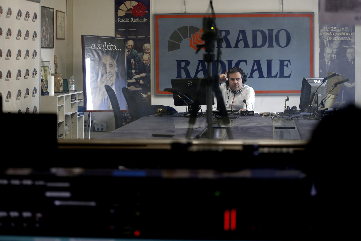 Radio Radicale, non c’è più tempo. Cuori puntati sul decreto Crescita