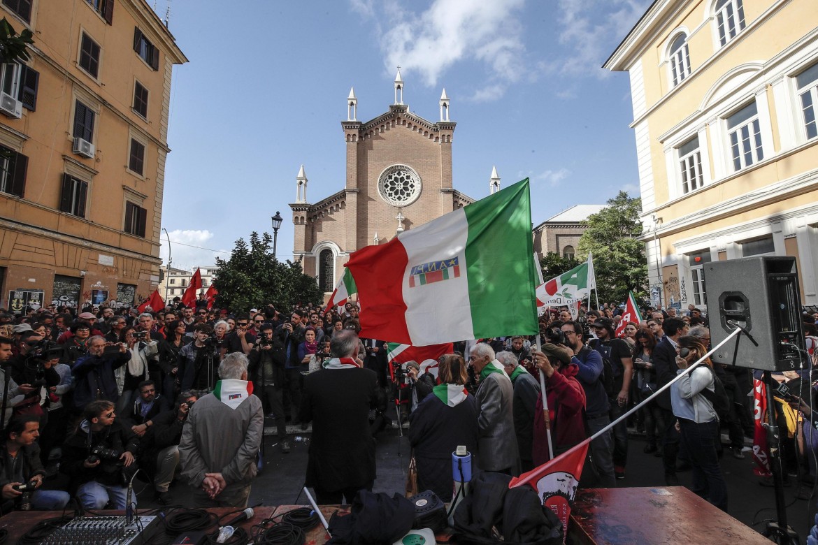 Forza Nuova ci riprova. San Lorenzo si mobilita