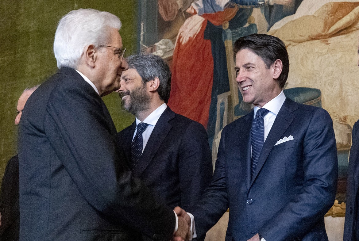 Tutti al Quirinale per la repubblica. Ma la festa dura poco