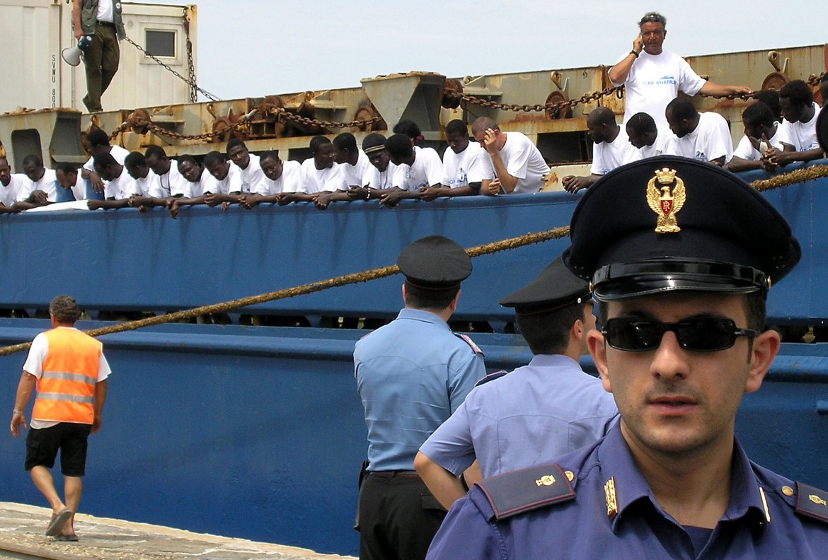 Cap Anamur, l’antenata delle navi di salvataggio. La storia si ripete