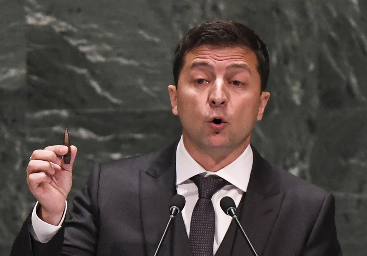 La telefonata incriminata inguaia il «dilettantismo» di Zelensky