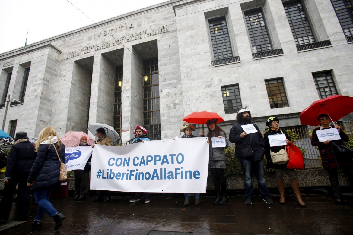 Suicidio assistito: Cappato si autodenuncia. E chiede aiuto: «Da solo non riesco ad esaudire tutti»