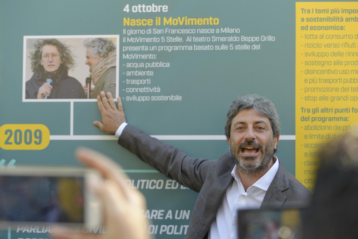 Tra amache, green new deal e lo spirito di Dibba, a Napoli la kermesse grillina