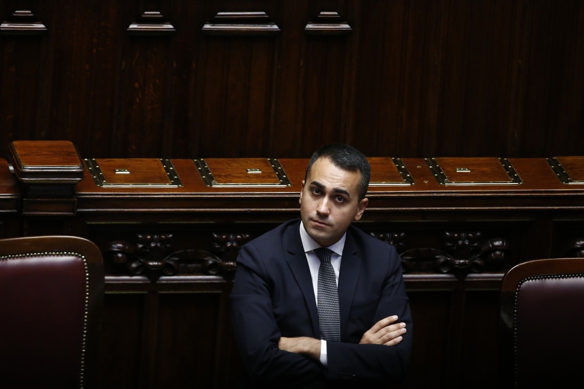 Sulla corsa senza dem Di Maio sonda i parlamentari