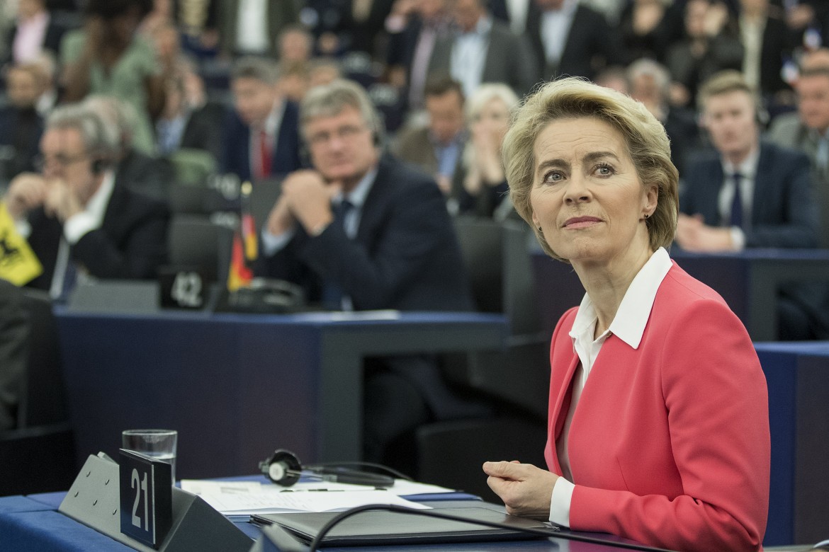 Von der Leyen ottiene la «fiducia» e promette un’Europa più verde