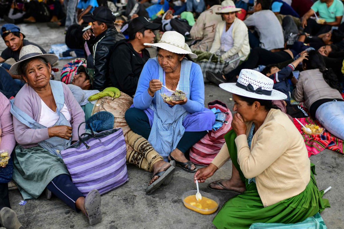 Bolivia, femministe unite contro il golpe, divise su Evo