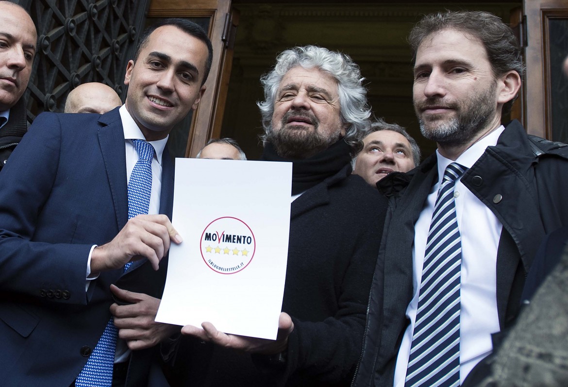 I senatori 5S picconano Rousseau e Di Maio