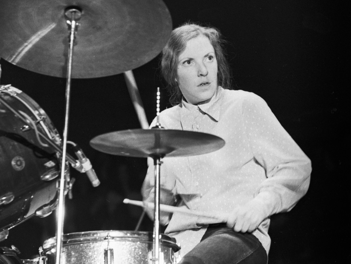 Moe Tucker, batterista dei Velvet Underground live a Hilversum in Olanda nel 1974