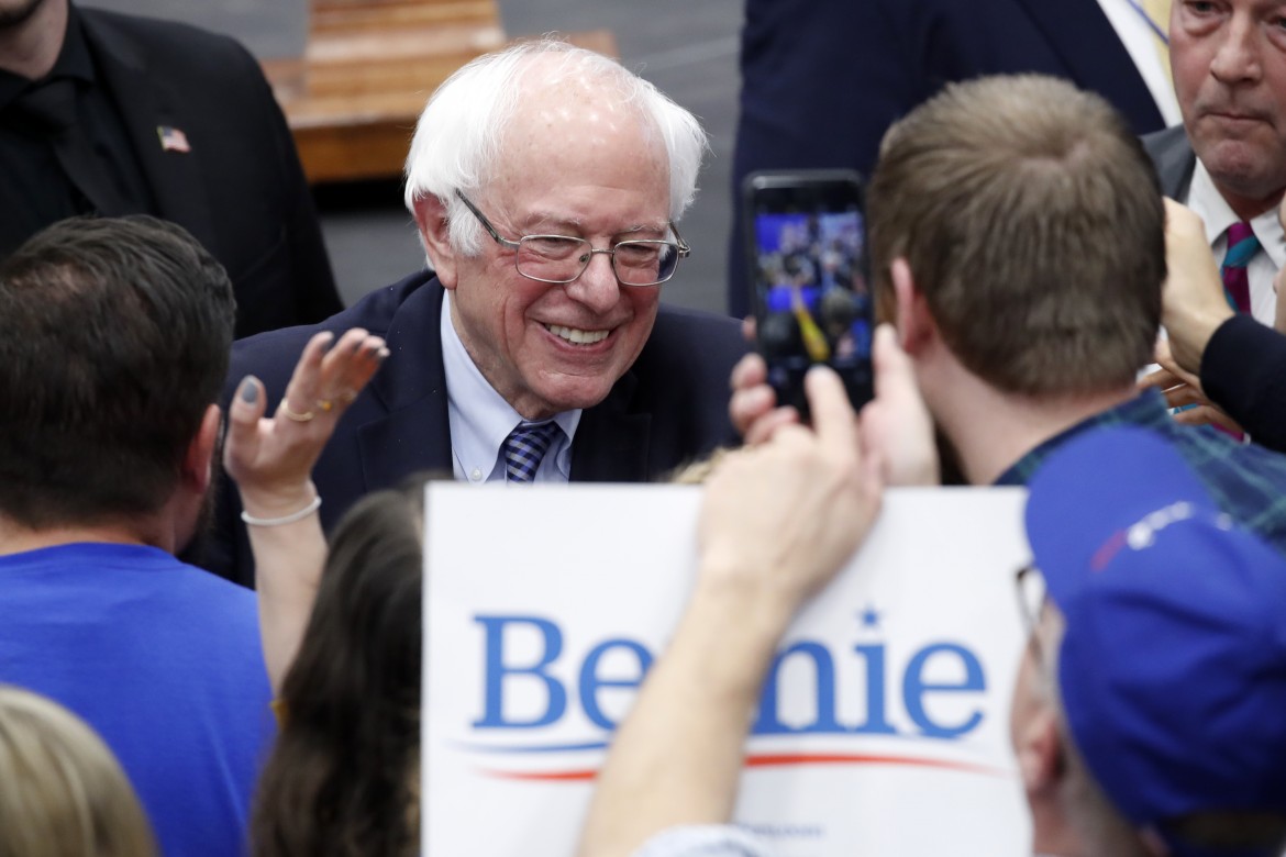 Sanders in crisi coi cuochi del Nevada. E Bloomberg con le «minoranze»