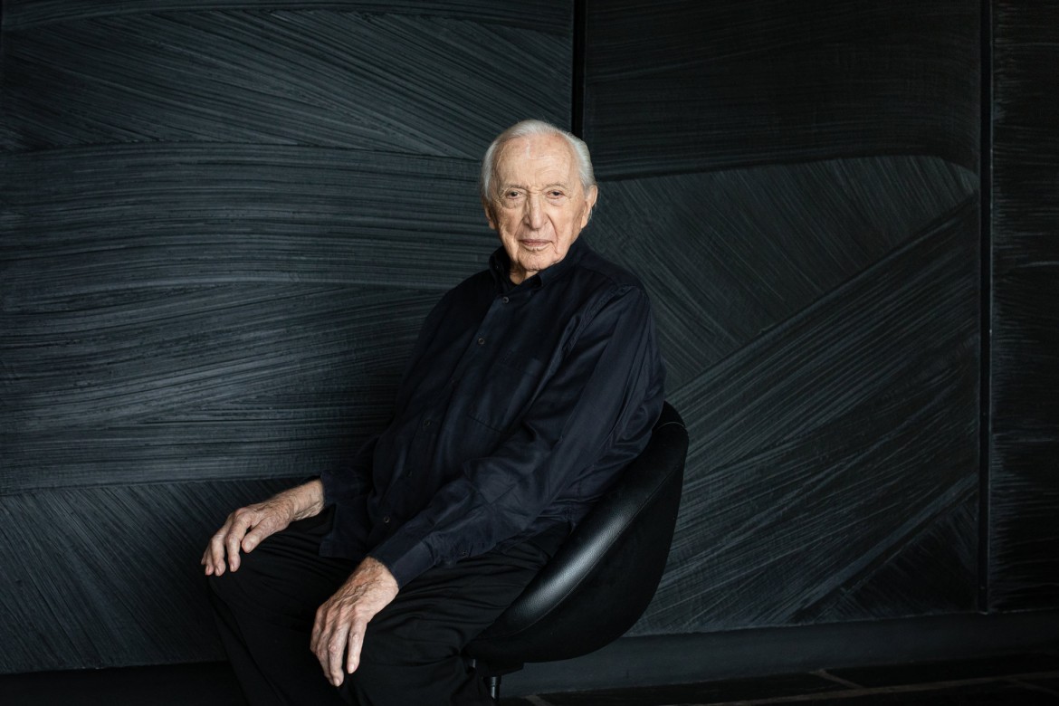 La luce del nero: Soulages al Louvre