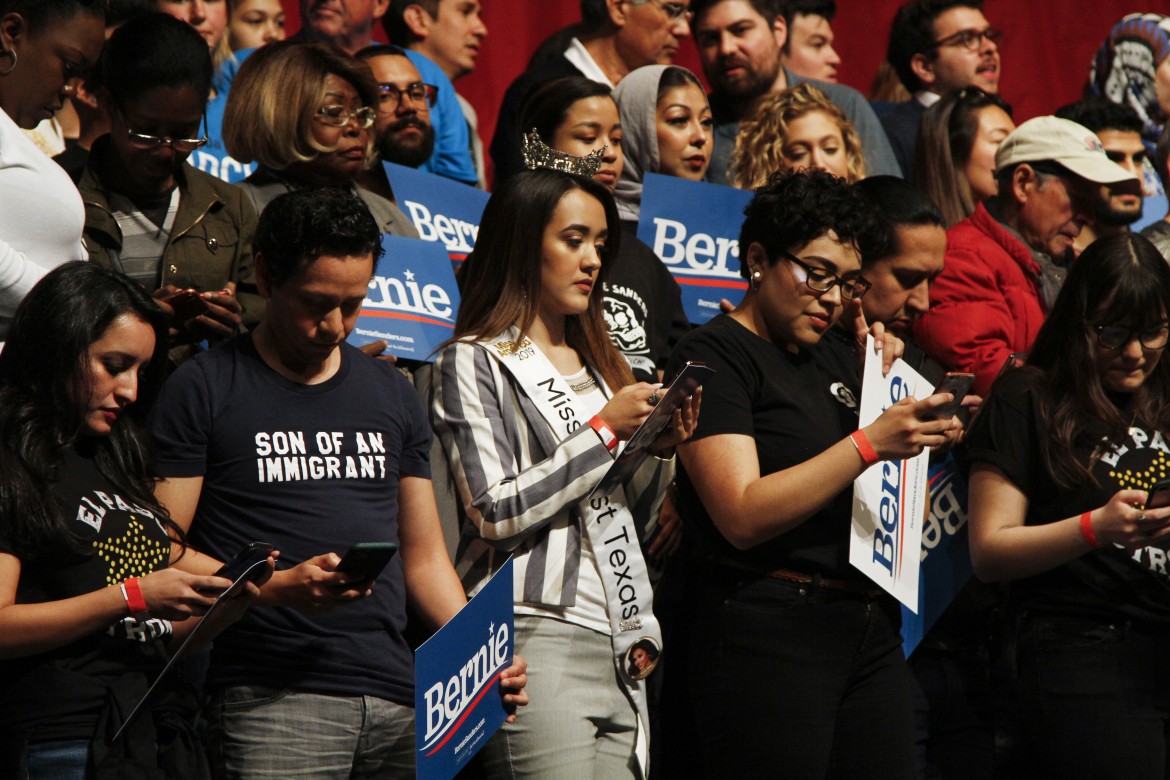 Nel villaggio di Sanders: «O Bernie o ghigliottina»