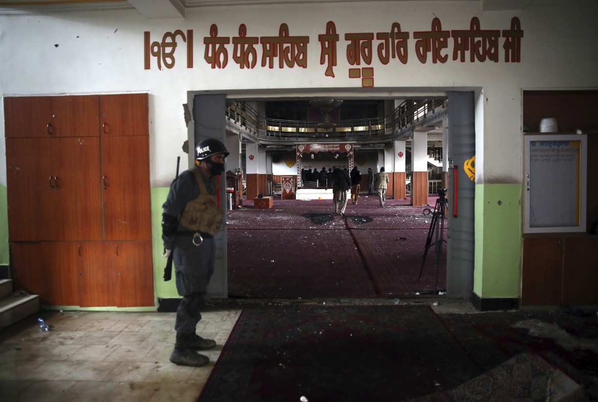 Isis attacca tempio sikh a Kabul: 23 vittime