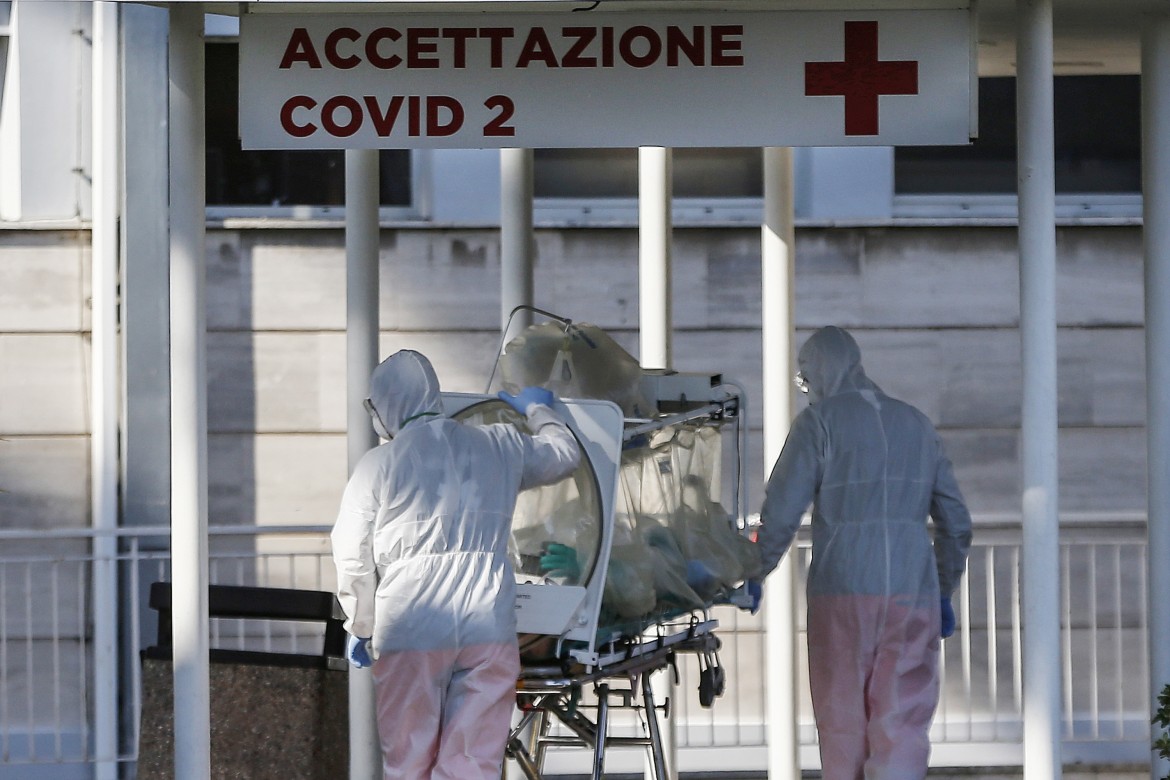 La sanità privata diventa «pubblica». Ma non basta