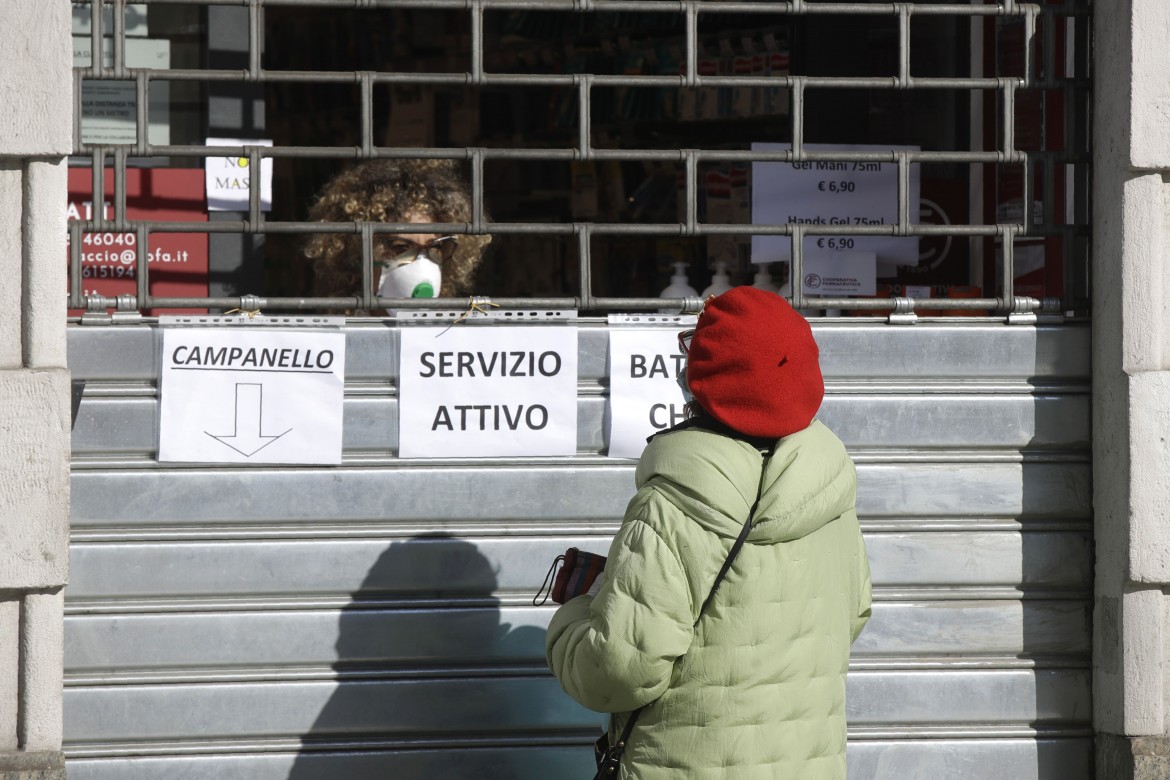 Corsa al farmaco miracoloso, e i malati cronici restano senza cure