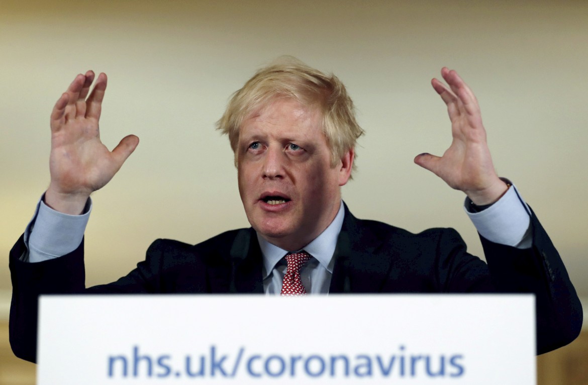 Coronavirus, appuntamento quotidiano con Johnson. Ma nessuna chiusura dall’alto