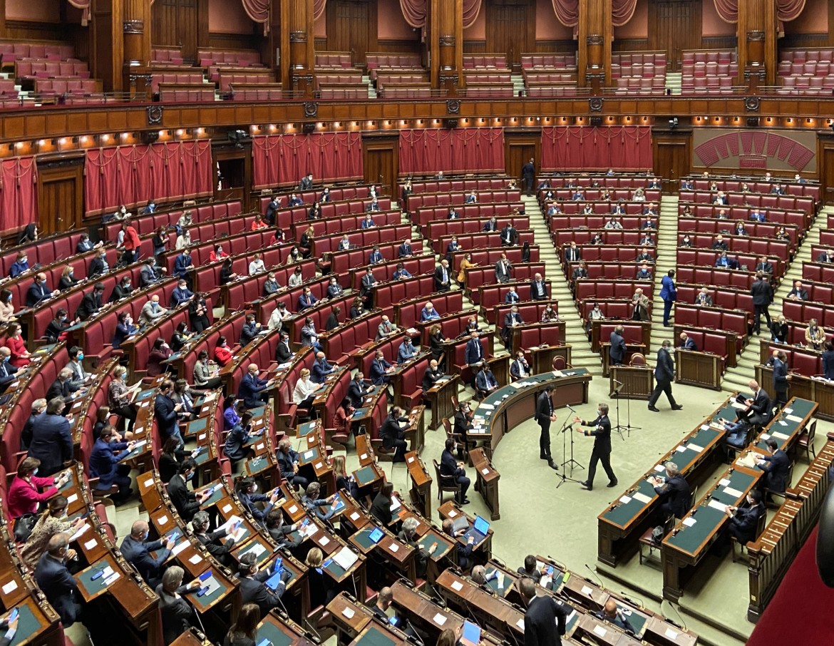 Referendum, il taglio progressivo della democrazia rappresentativa