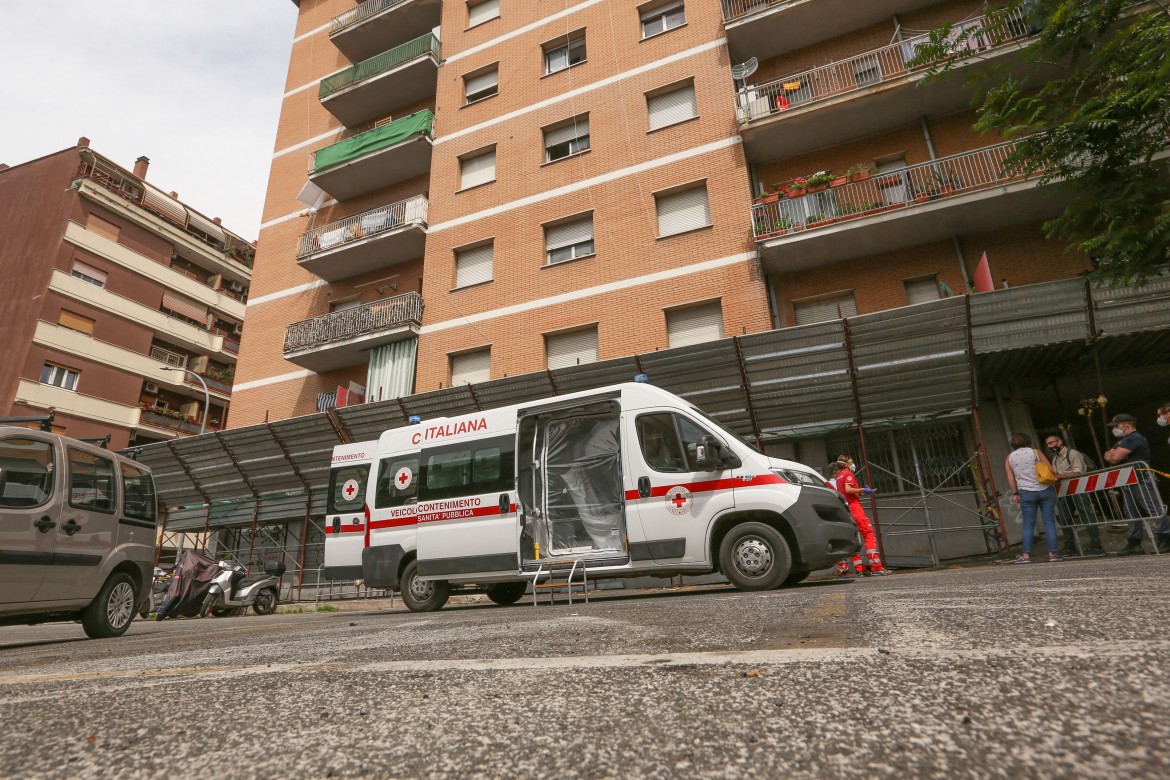 Roma, isolato il focolaio nel palazzo occupato