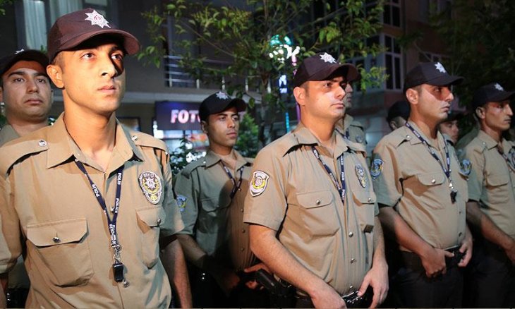 Poteri e pistole alle guardie di quartiere, la polizia di Erdogan