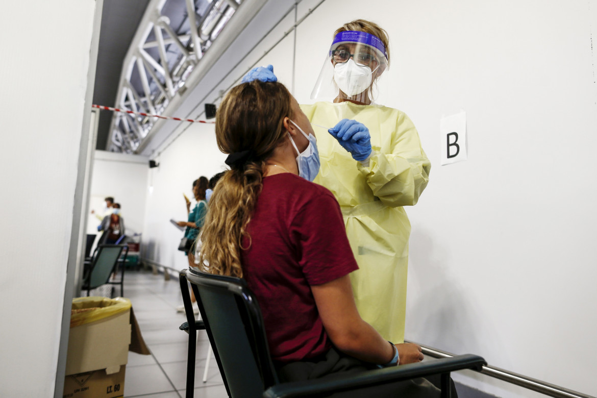 Test in aeroporto, la Lombardia è ancora in ritardo