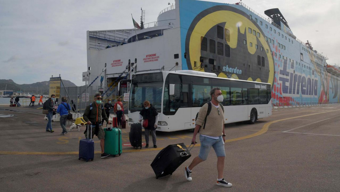 Sardegna, piano per il rientro dei positivi