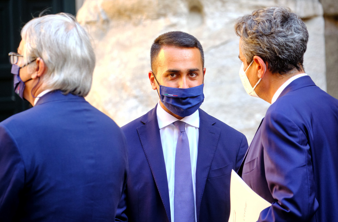 Di Maio il governista usa il referendum per riprendersi il Movimento