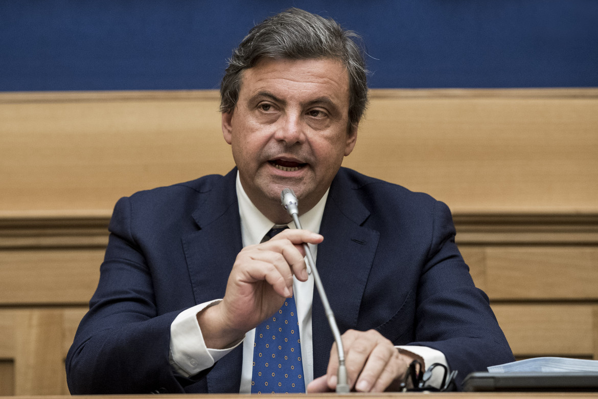 Calenda-Zelig, attore perfetto. Mina vagante sul Campidoglio