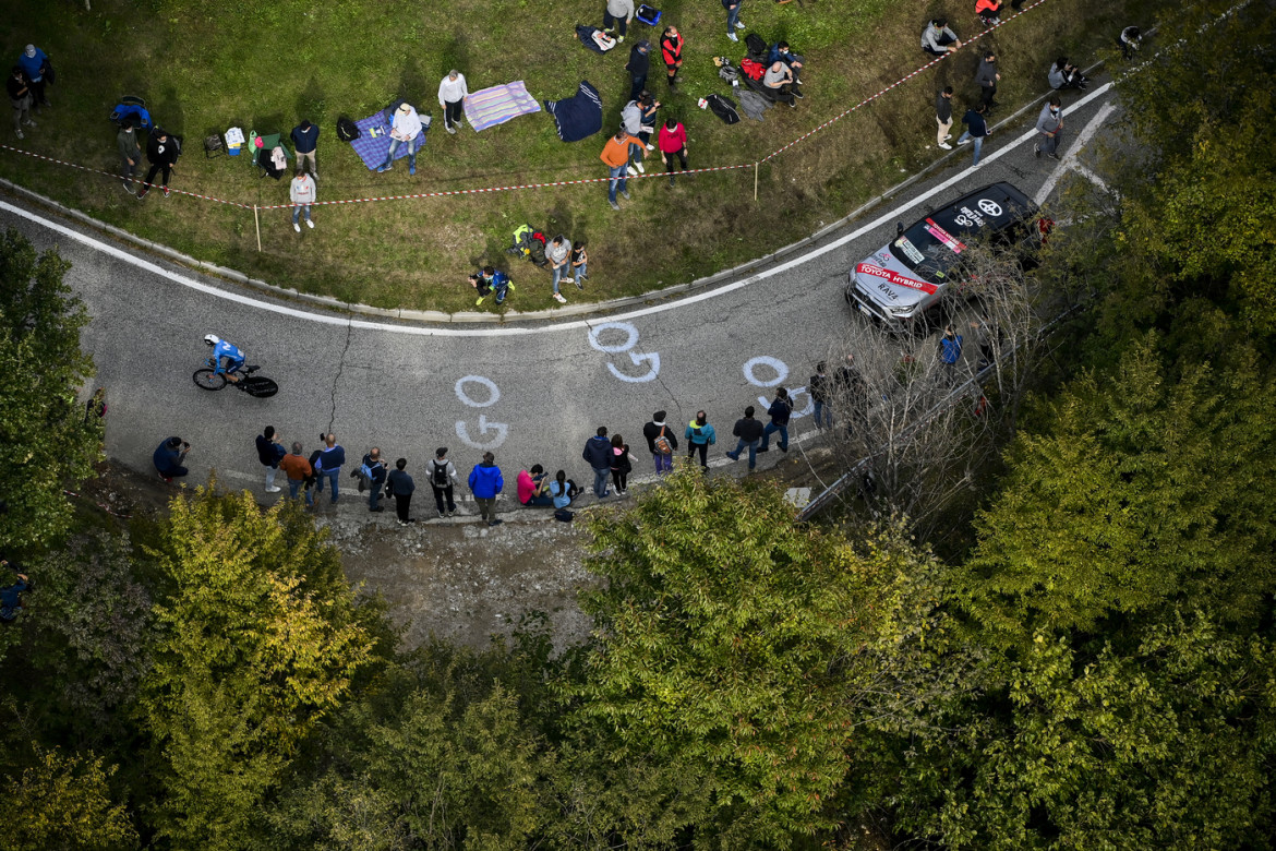 A Valdobbiadene brindano Ganna e Almeida