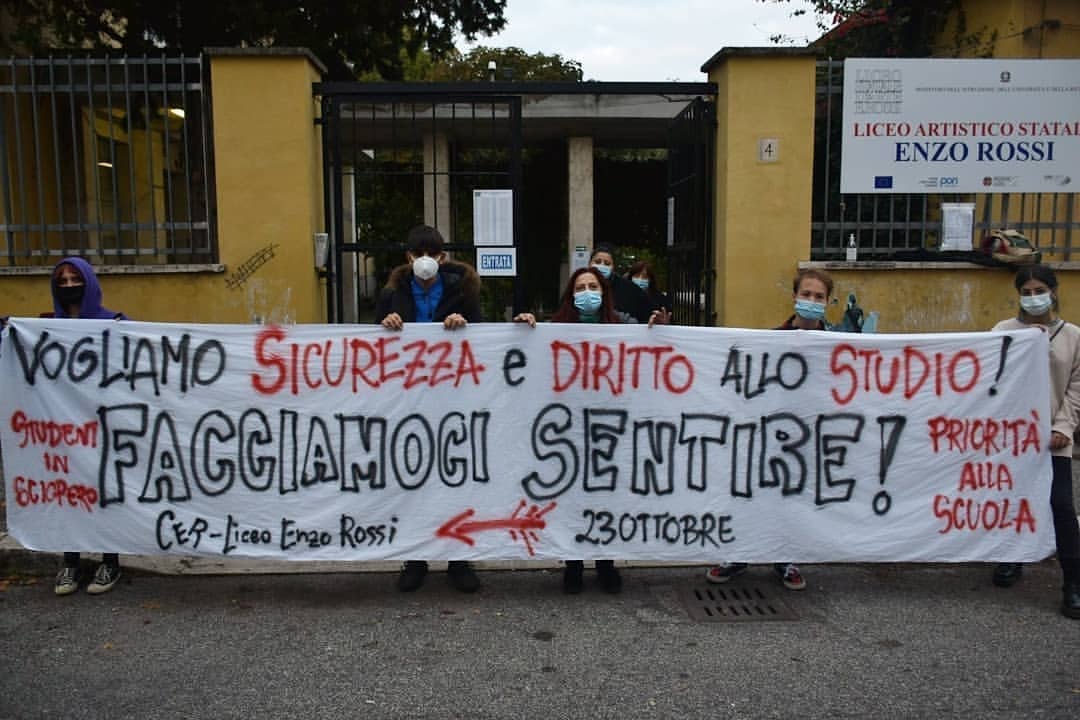 Scuola, ultima a riaprire e prima a richiudere