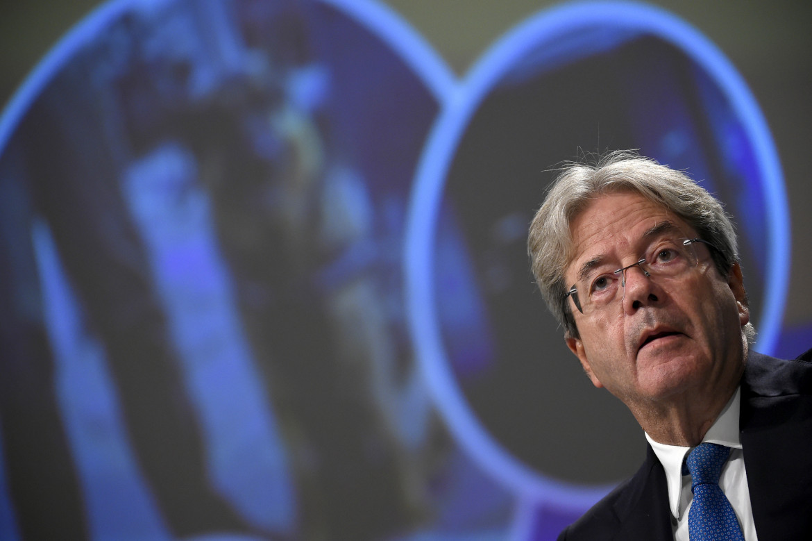 Gentiloni (Ue): «La crescita dipende dai vaccini e non sarà uguale per tutti»