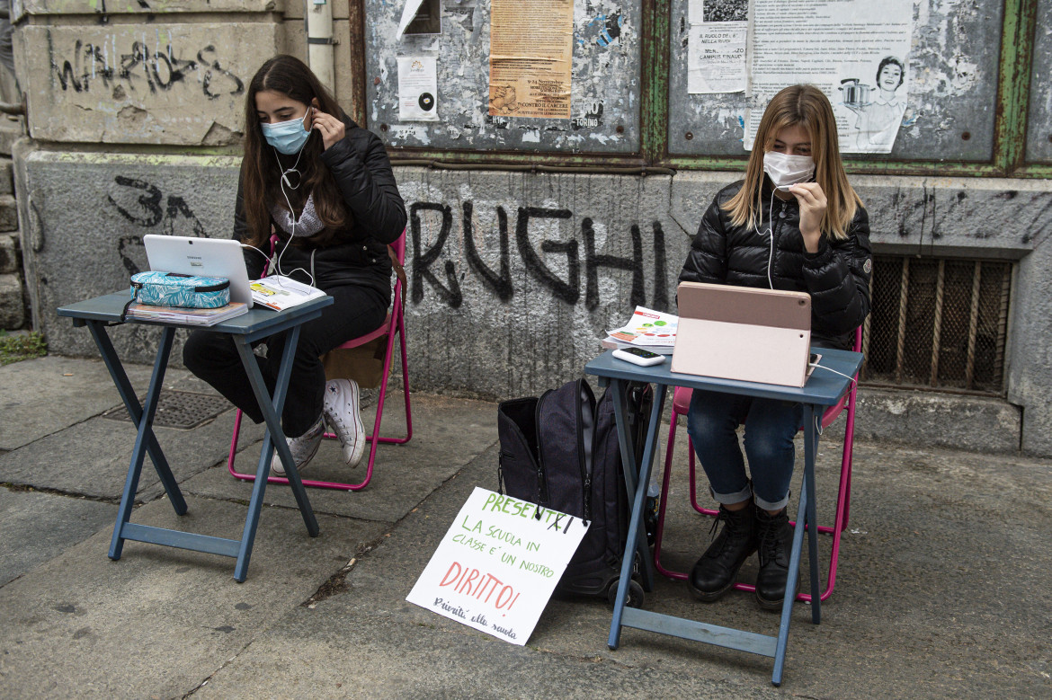 Con la Didattica a distanza niente lezioni per 70 mila studenti disabili