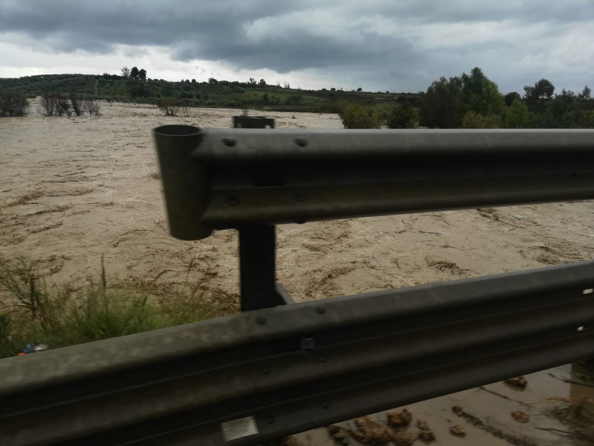 Campagna a Crotone allagata dopo un nubifragio