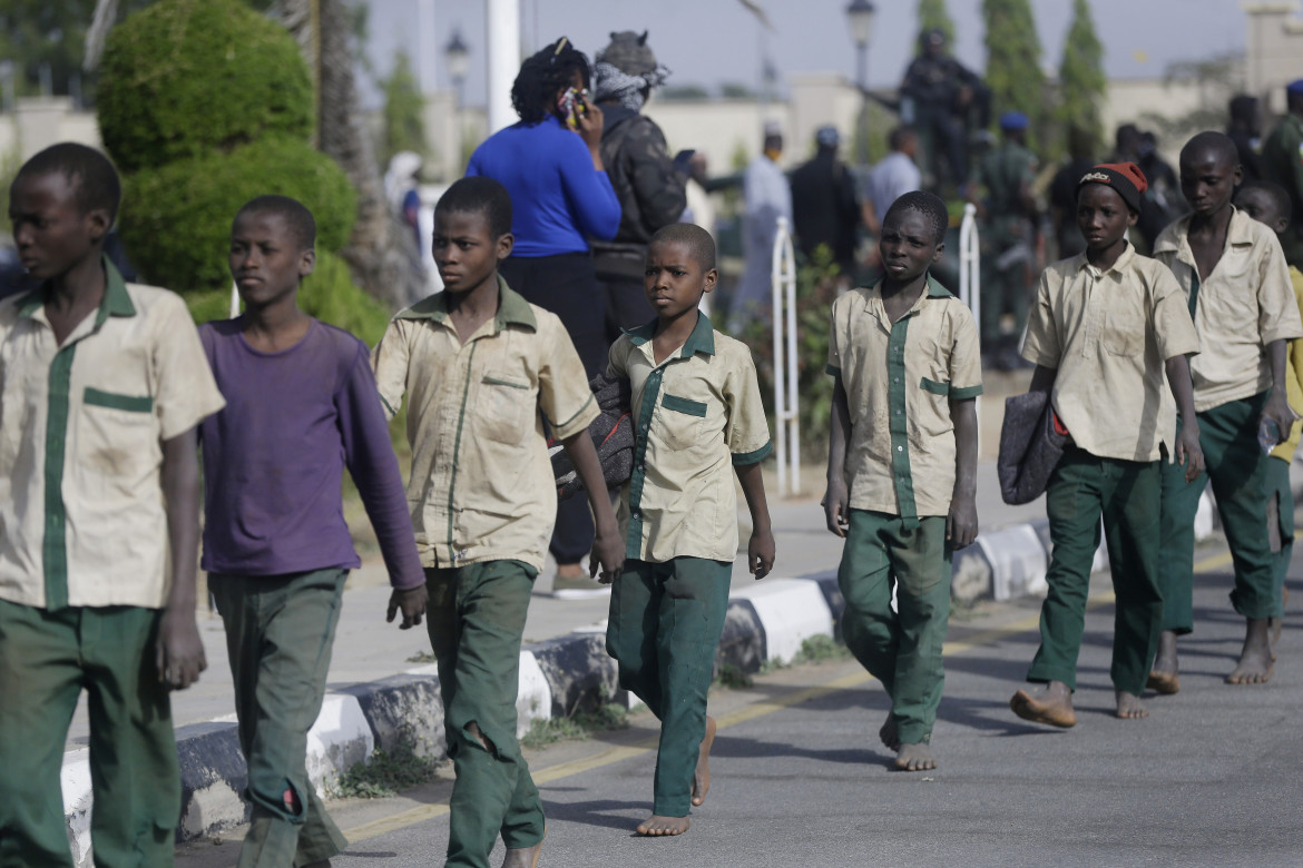 Lo stato tratta, Boko Haram libera 344 studenti