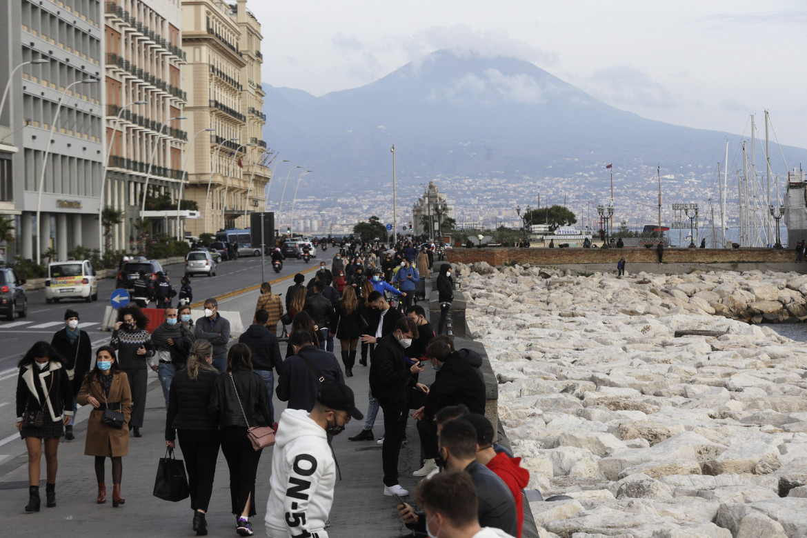 La sfida di una città e di quanti la amano, oltre cliché e contraddizioni