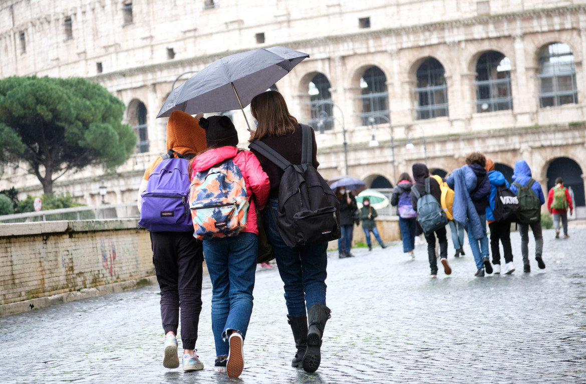 «Meno studenti a scuola significa maggiore sicurezza per tutti»