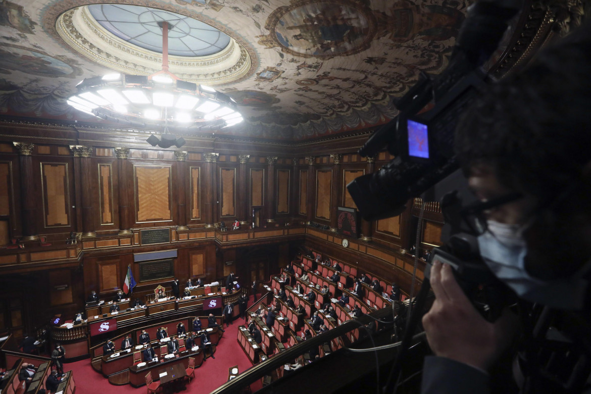 Conte raddoppia l’elogio, a vuoto, del proporzionale