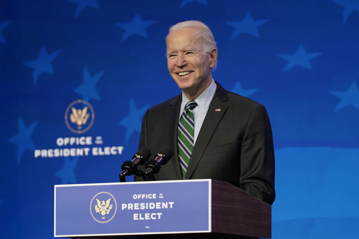 Gli ordini esecutivi di Biden per cambiare tutto, subito