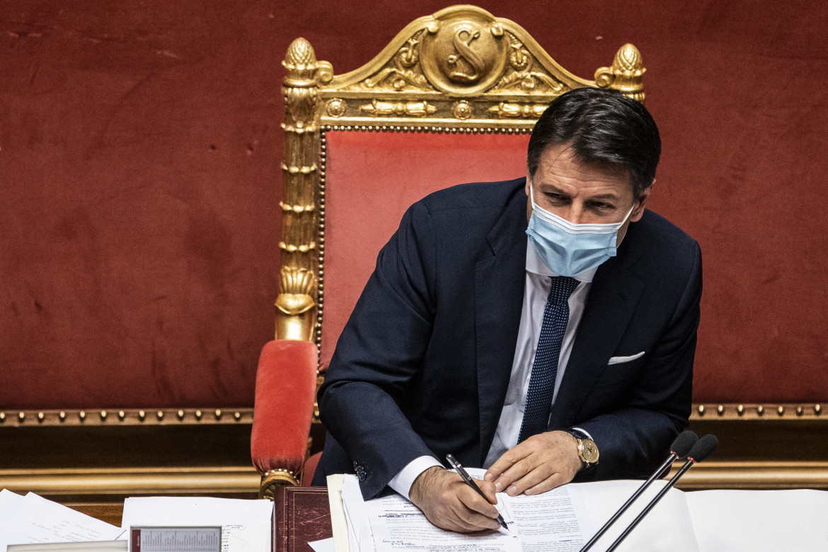 Conte al Quirinale. Corsa contro il tempo per restare in sella