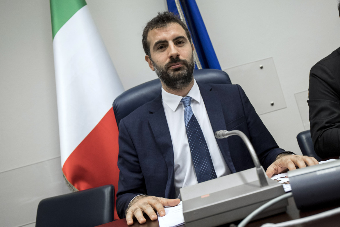 «Cari compagni, basta con la diaspora. Leu deve diventare un vero partito»