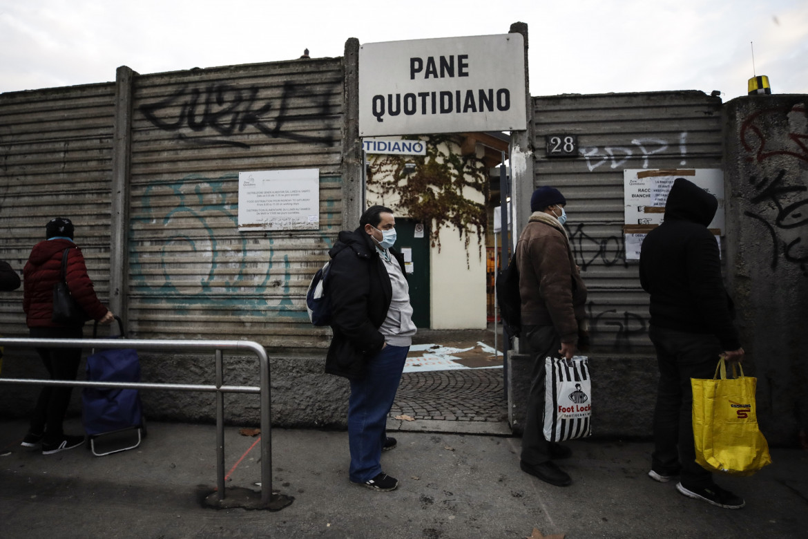 La povertà non dà tregua: un quarto della popolazione è a rischio