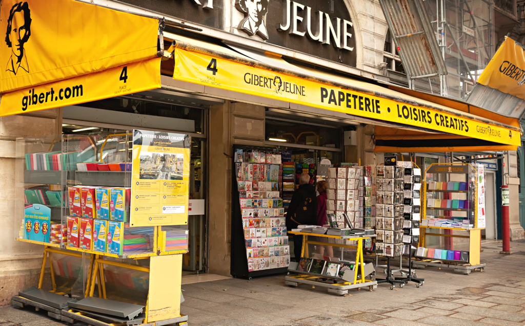 Il Covid uccide la storica libreria Gibert Jeune